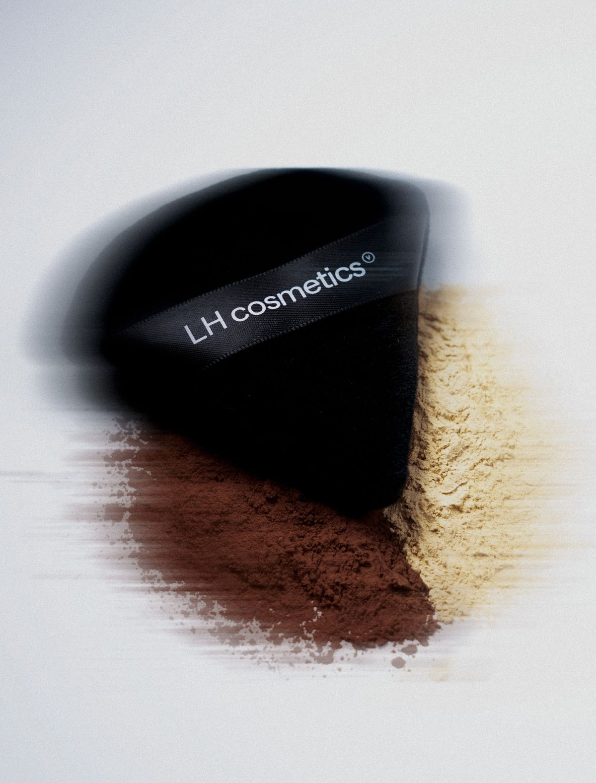 The powder puff – LH cosmetics